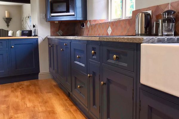 dark blue kitchen cupboards respray