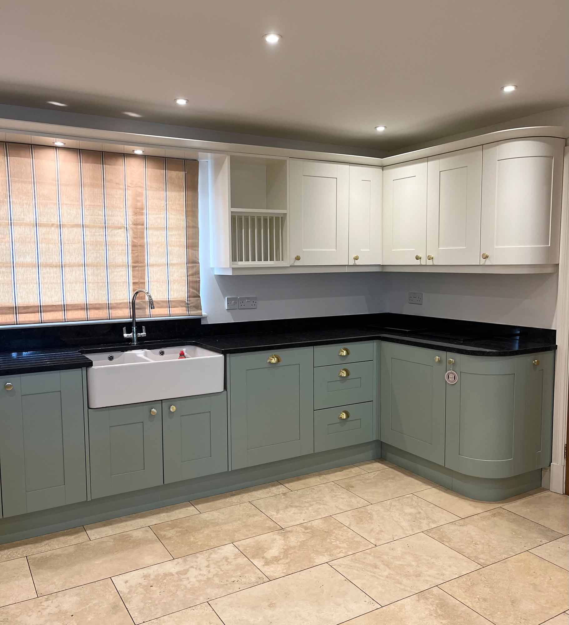 Dual Colour Kitchen Respray | Leicester Project Showcase